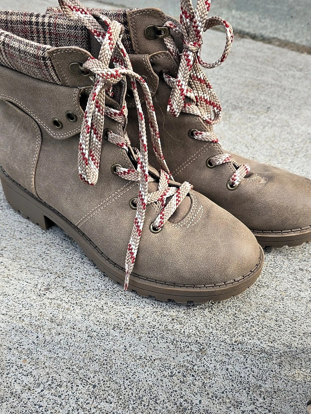 Maurices Plaid-Lined Brown Winter Boots Size 9